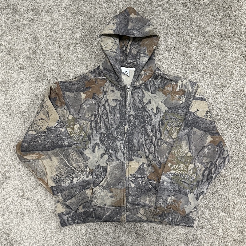 AKIMBO HOODIES (2)
