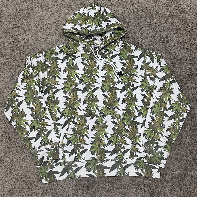 SUPREME (11)