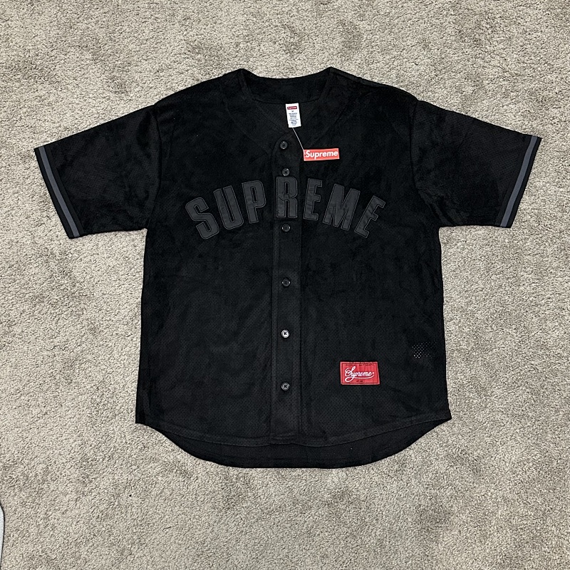 SUPREME (13)