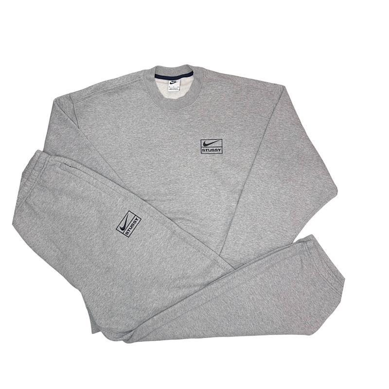STUSSY SWEATSHIRTS (2)