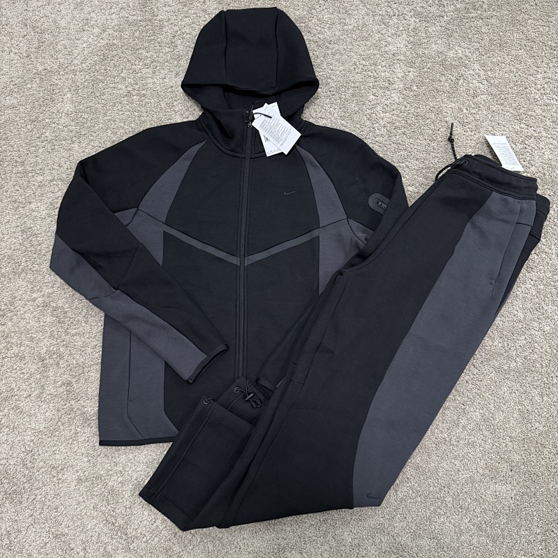 NIKE (2)