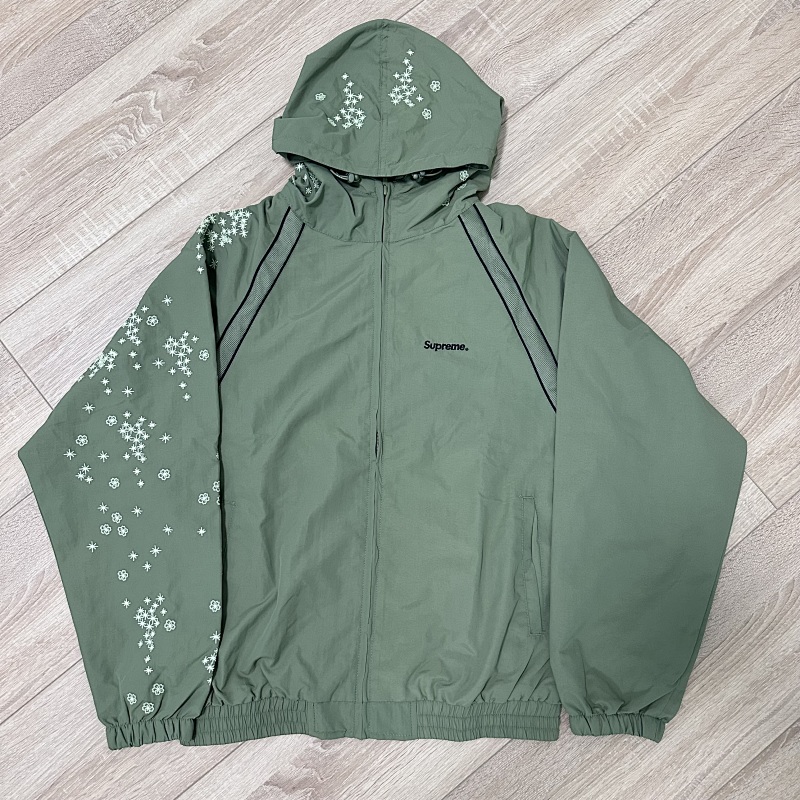 SUPREME JACKETS (4)