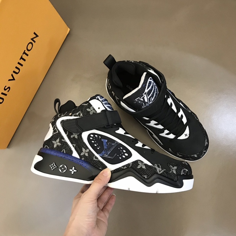 LOUIS VUITTON SKATE TRAINER (308)
