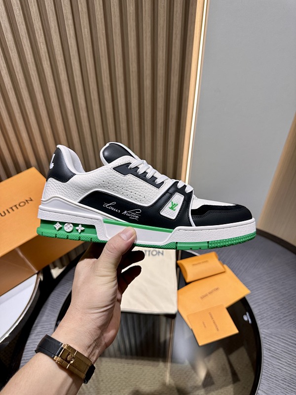 LOUIS VUITTON SKATE TRAINER (44)