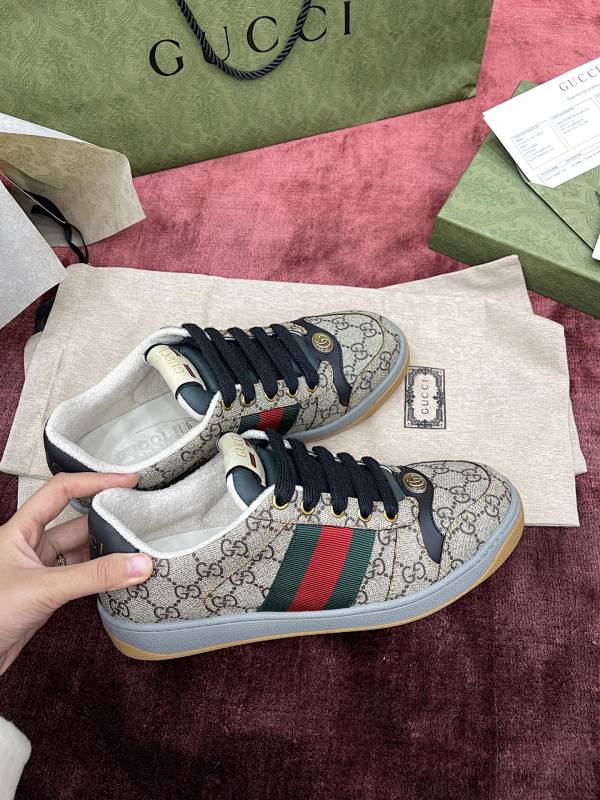 GUCCI SHOES (78)