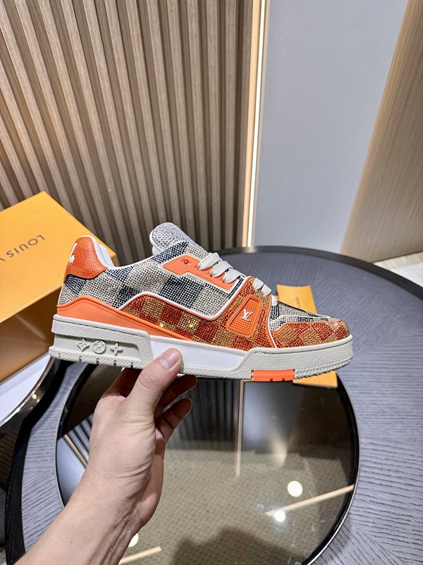LOUIS VUITTON SKATE TRAINER (158)