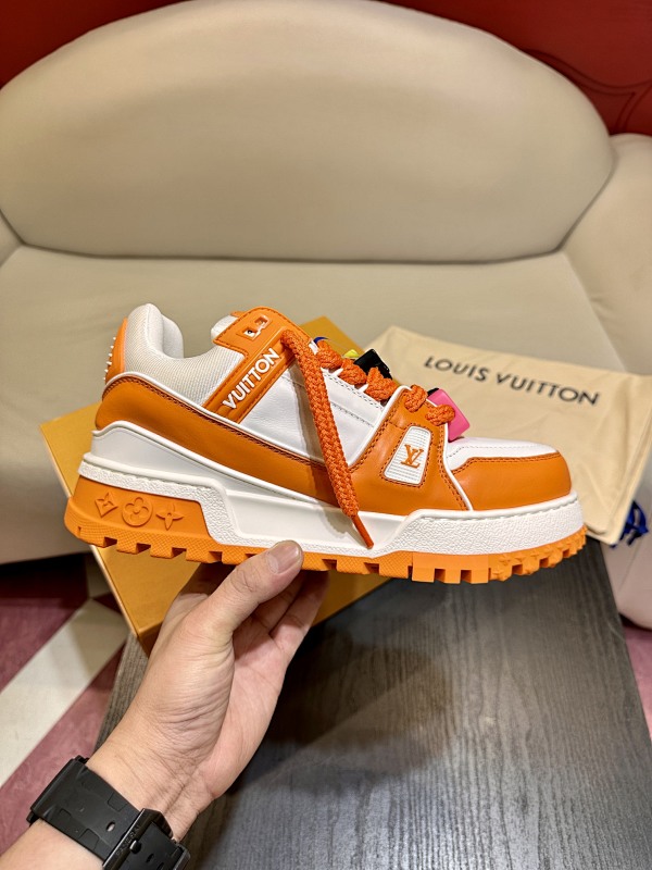 LOUIS VUITTON SKATE TRAINER (181)
