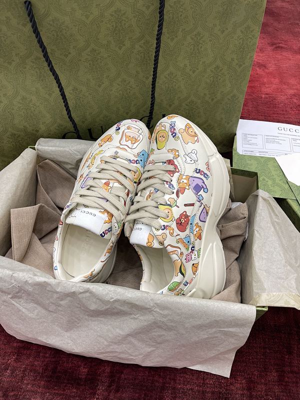 GUCCI SHOES (42)