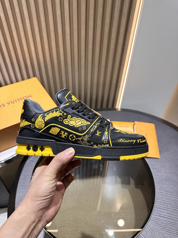 LOUIS VUITTON SKATE TRAINER (143)
