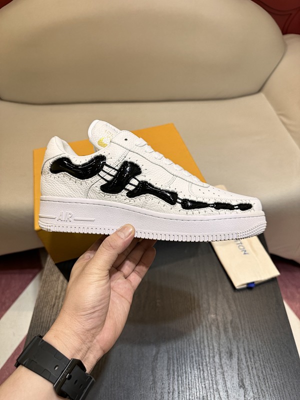 LOUIS VUITTON SKATE TRAINER (280)