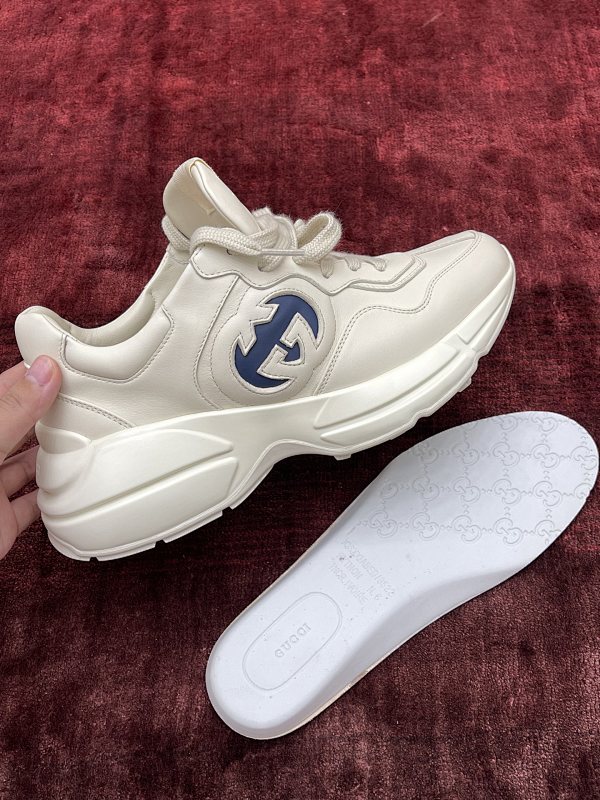 GUCCI SHOES (35)