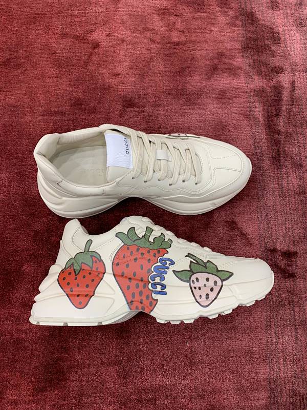 GUCCI SHOES (30)