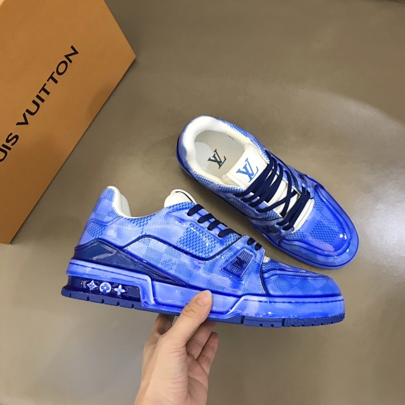 LOUIS VUITTON L@V Sneakers (5)