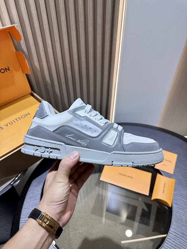 LOUIS VUITTON SKATE TRAINER (72)
