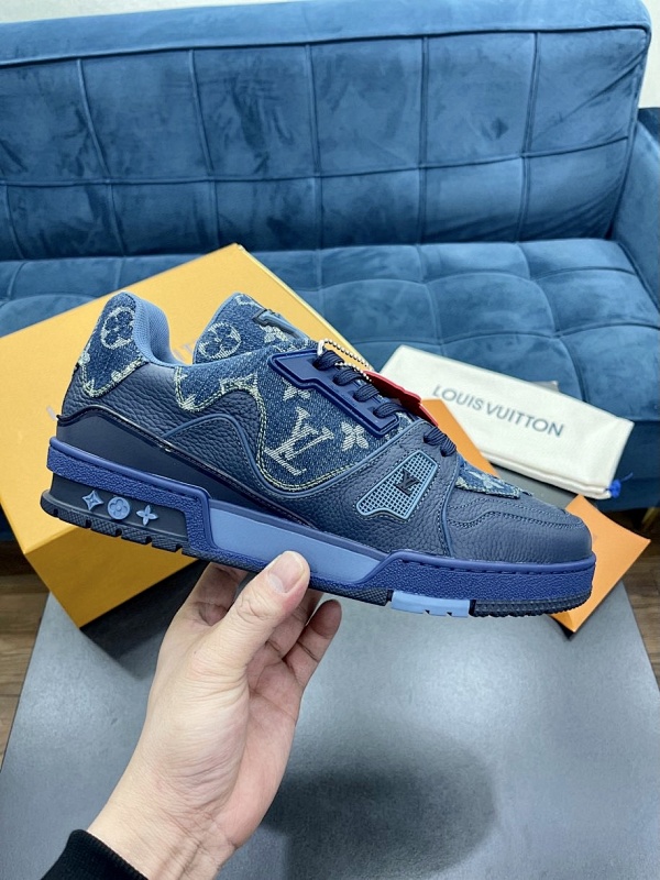 LOUIS VUITTON SKATE TRAINER (189)