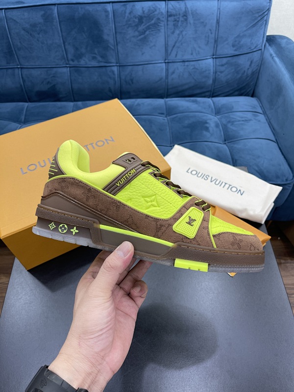 LOUIS VUITTON SKATE TRAINER (224)