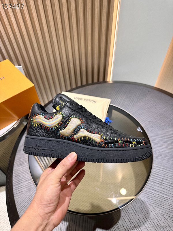 LOUIS VUITTON SKATE TRAINER (259)