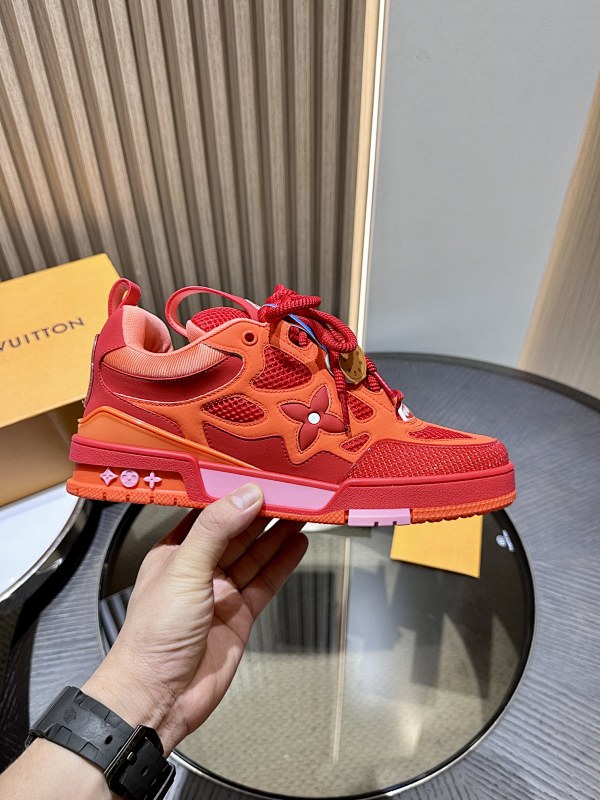 LOUIS VUITTON SKATE TRAINER (25)