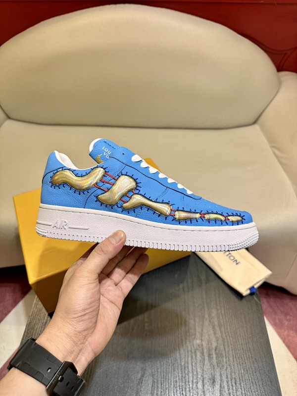 LOUIS VUITTON L@V x N*ike Sneakers (5)