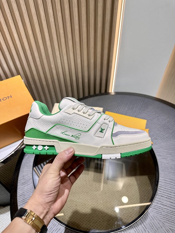 LOUIS VUITTON SKATE TRAINER (87)