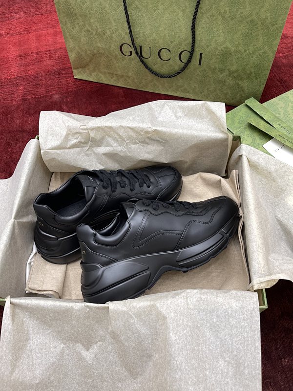 GUCCI SHOES (56)