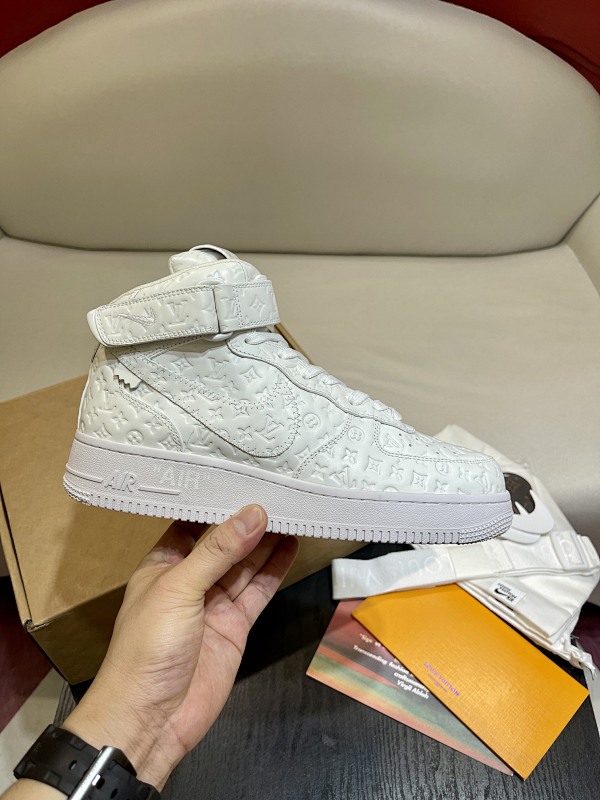 LOUIS VUITTON SKATE TRAINER (282)