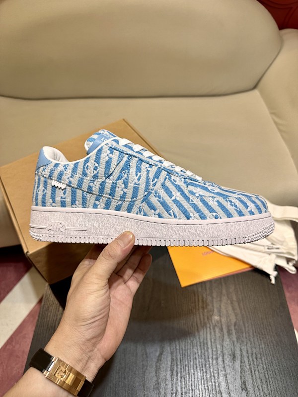 Louis Vuitton x Nike Sneakers (2)
