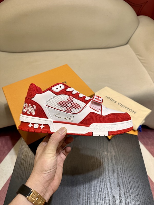 LOUIS VUITTON SKATE TRAINER (187)