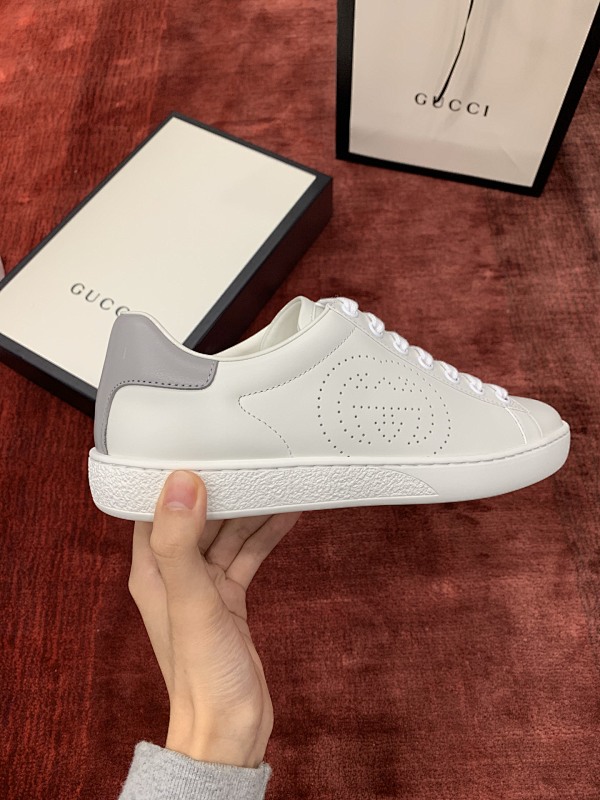GUCCI SHOES (10)