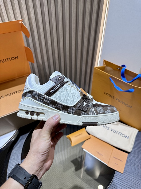 LOUIS VUITTON SKATE TRAINER (62)