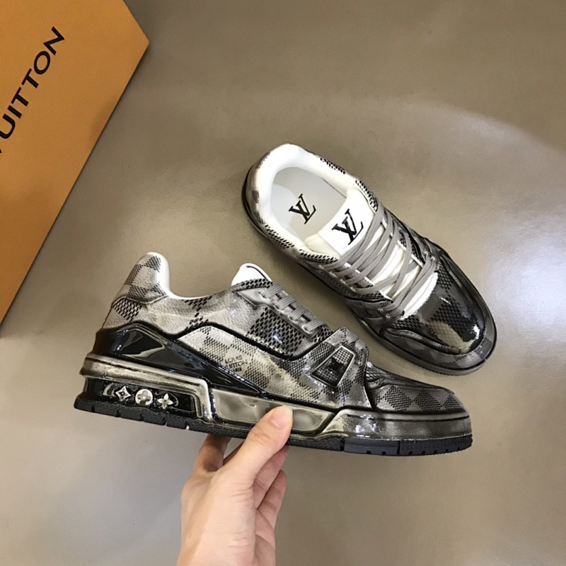 LOUIS VUITTON Loui Vuitton L@V Sneakers
