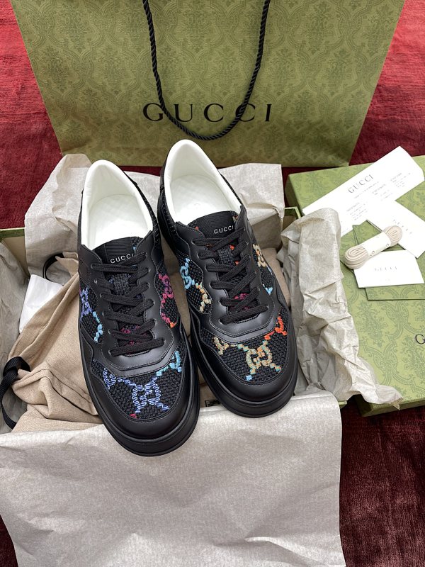 GUCCI SHOES (116)