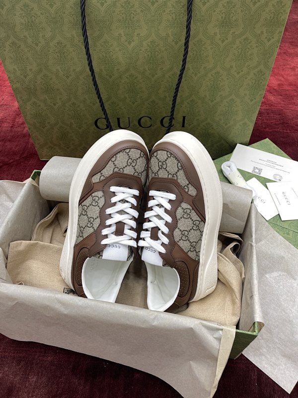 GUCCI SHOES (105)
