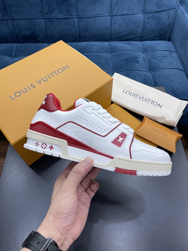 LOUIS VUITTON SKATE TRAINER (226)