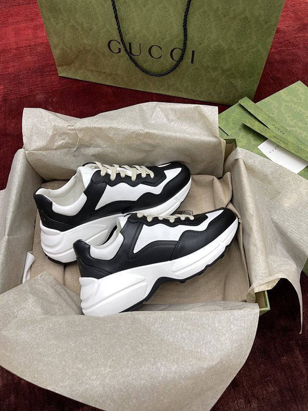 GUCCI SHOES (54)