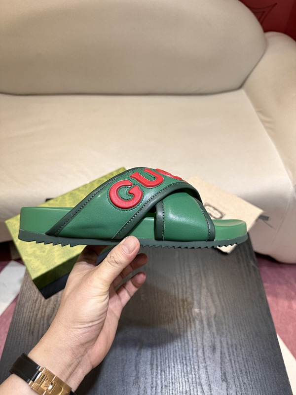 GUCCI SHOES (143)