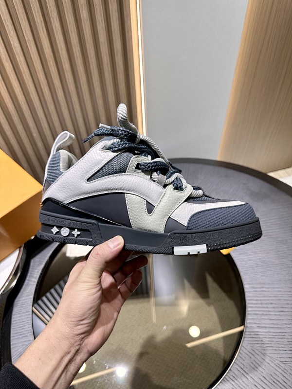 LOUIS VUITTON SKATE TRAINER (31)