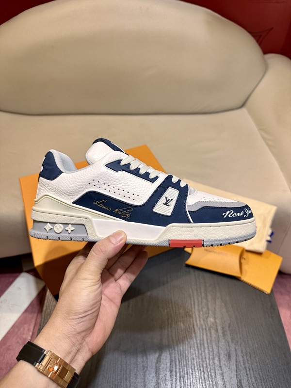 LOUIS VUITTON L@V Trainer Sneakers (129)