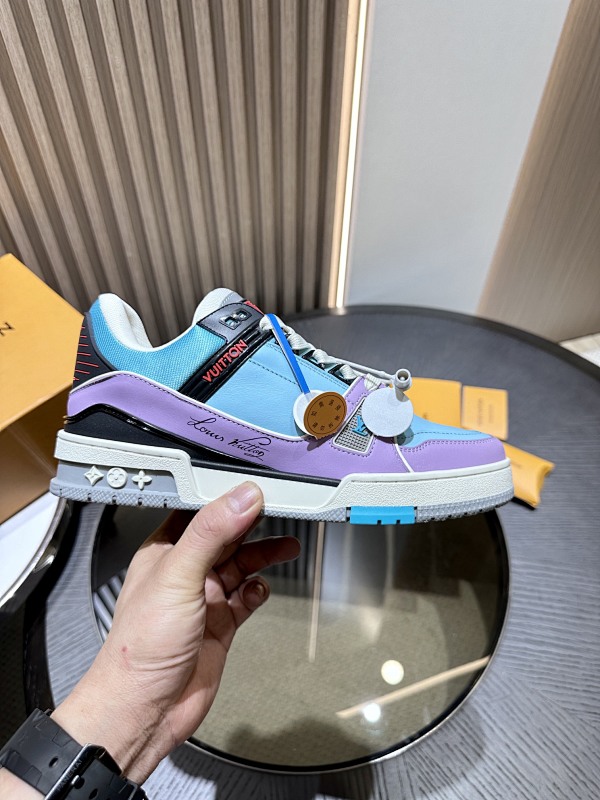 LOUIS VUITTON SKATE TRAINER (137)