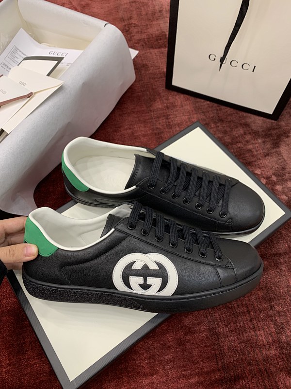 GUCCI SHOES (21)