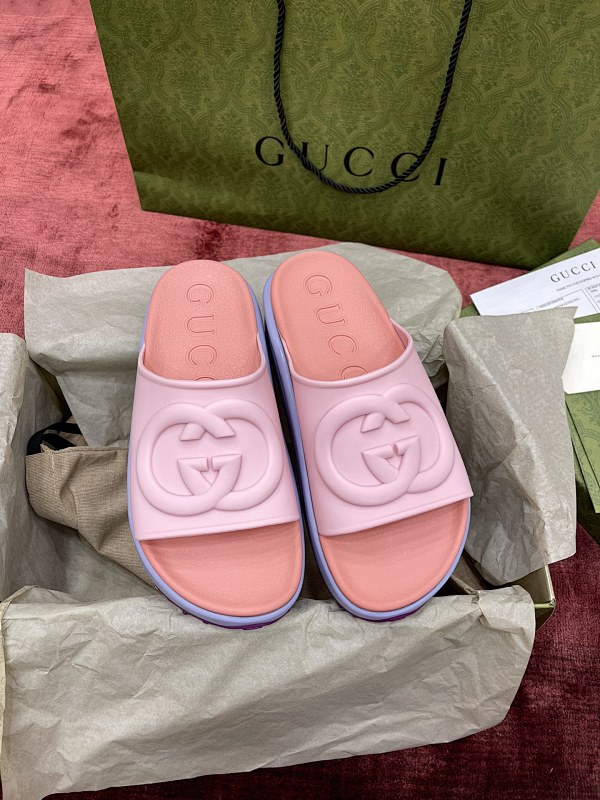 GUCCI SHOES (156)