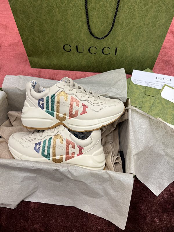 GUCCI SHOES (28)