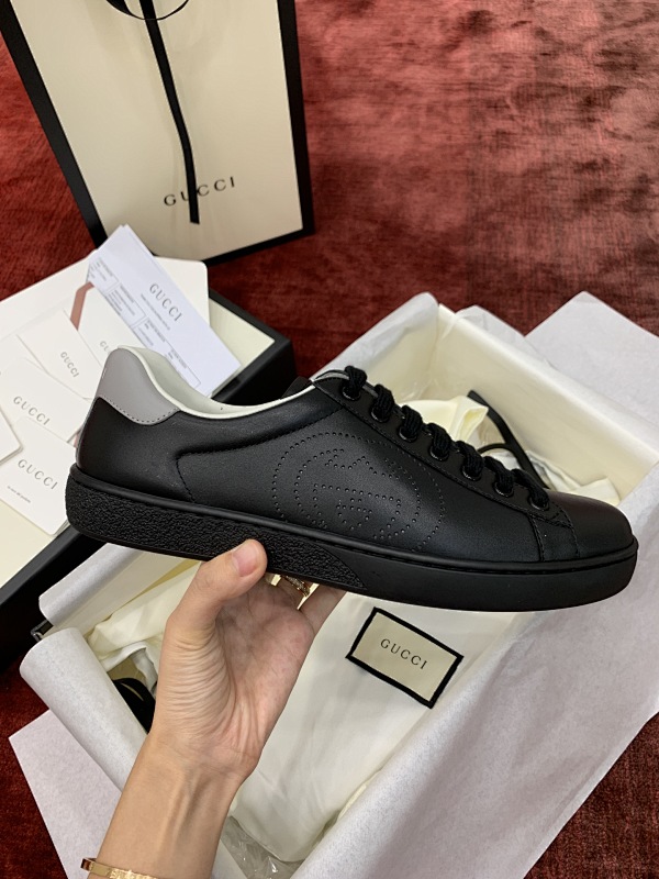 GUCCI SHOES (11)