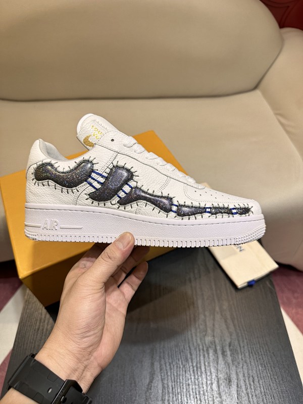 LOUIS VUITTON LV x Nike Sneakers