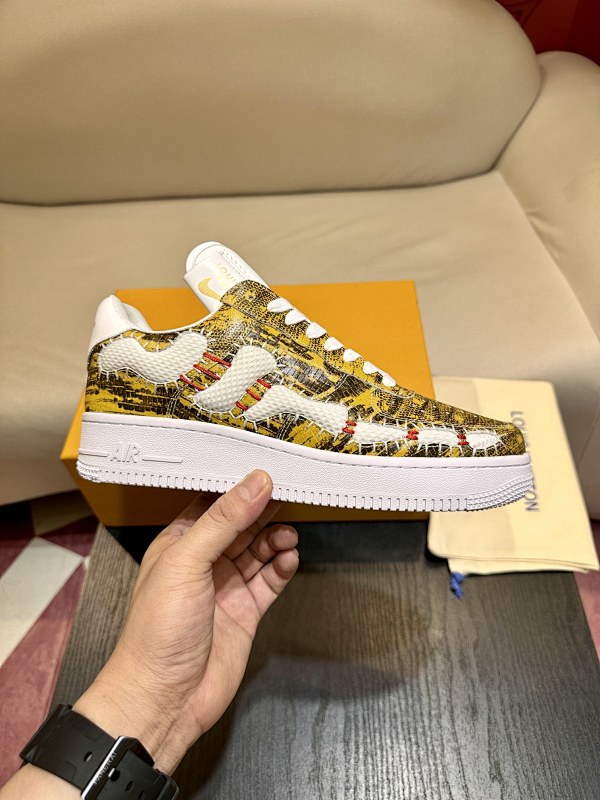 LOUIS VUITTON SKATE TRAINER (278)