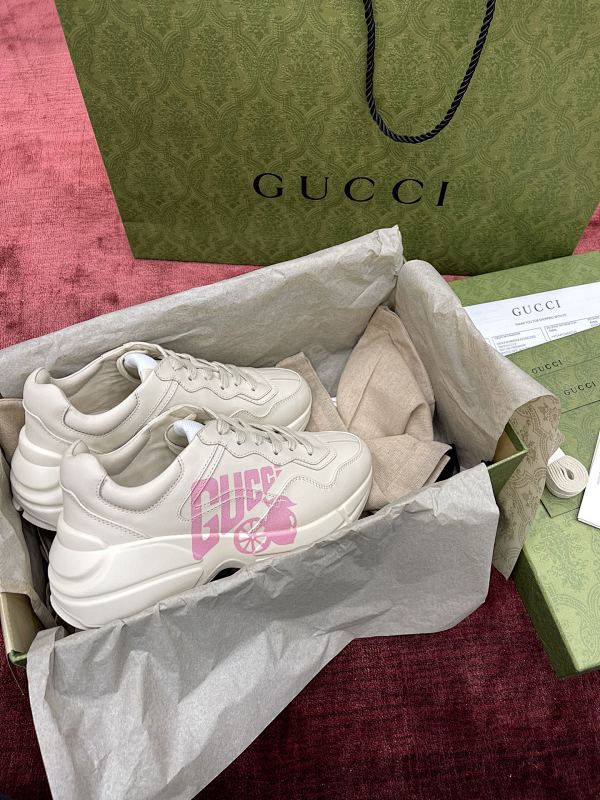GUCCI SHOES (47)