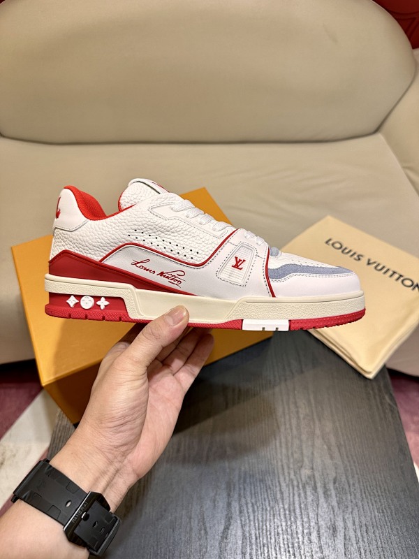 LOUIS VUITTON SKATE TRAINER (204)