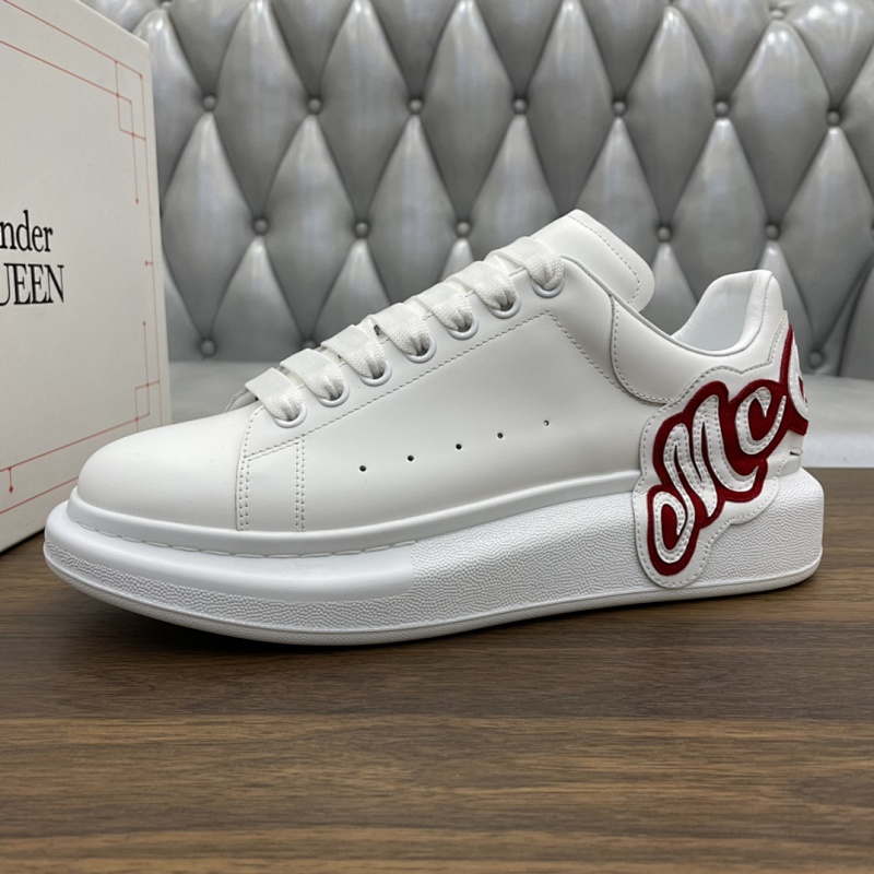 ALEXANDER MCQUEEN McQueen Sneakers (19)