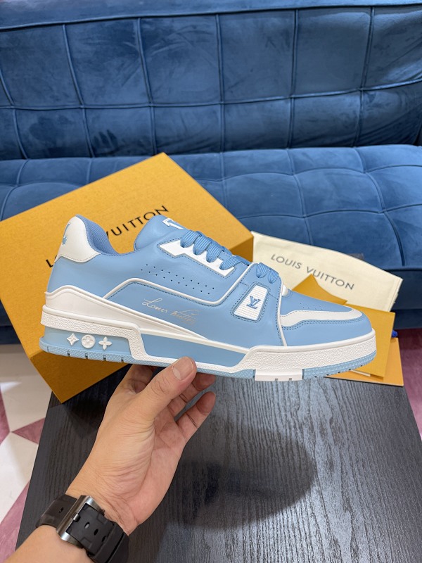 LOUIS VUITTON L@V Trainer Sneakers (156)