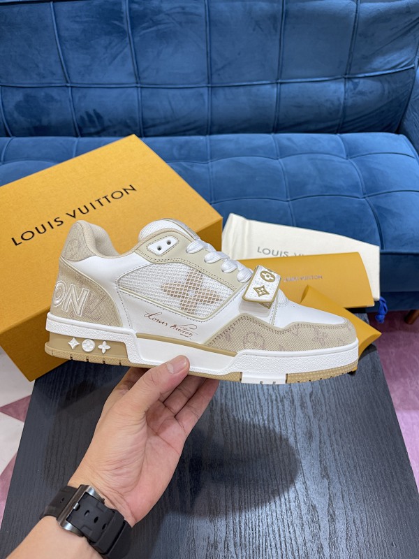 LOUIS VUITTON SKATE TRAINER (188)